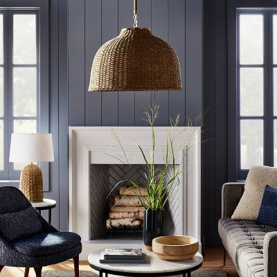 Duża lampa wisząca z trawy morskiej